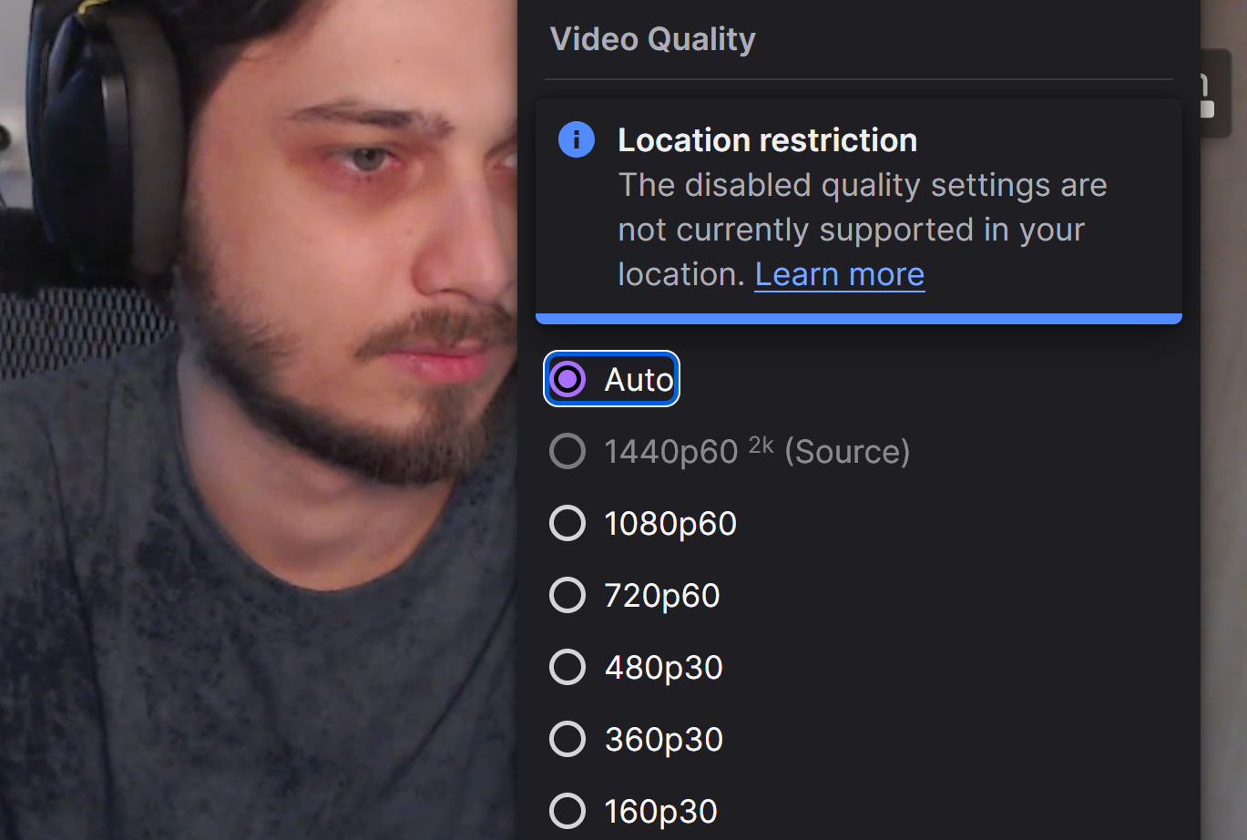 1369x922