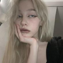 736x736