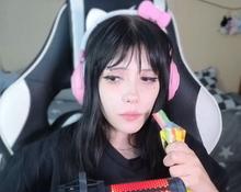 871x693